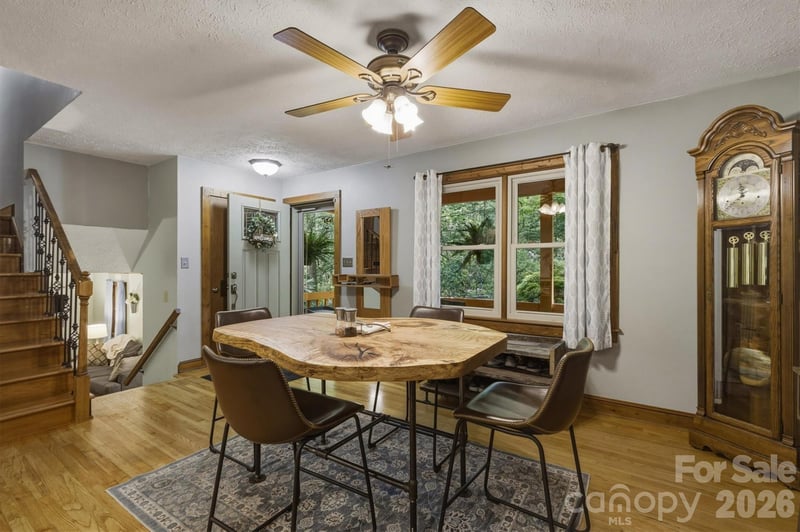 3432 Ridgewood Dr, Morganton, NC 28655