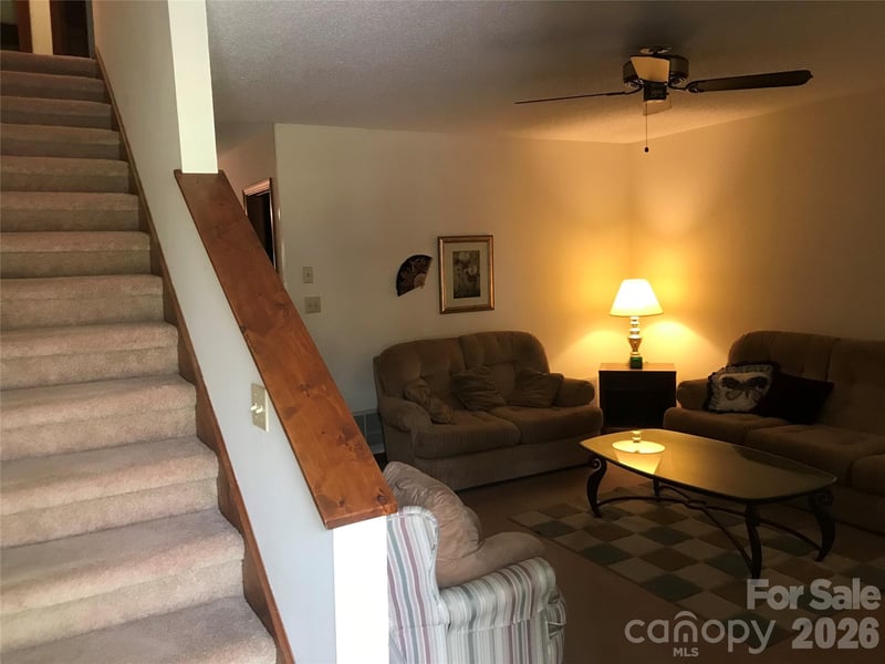1 Pensacola Hts, Arden, NC 28704
