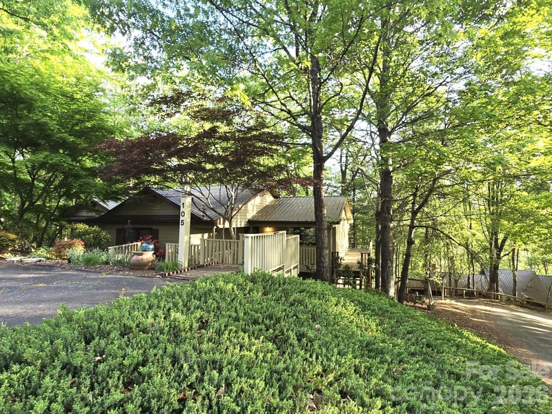 105 Bent Creek Blvd #16, Lake Lure, NC 28746