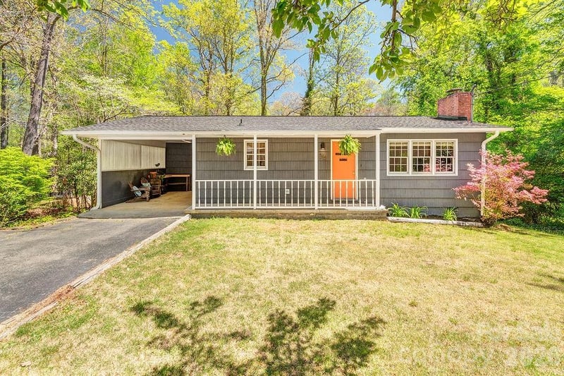 24 Forest Ln, Black Mountain, NC 28711