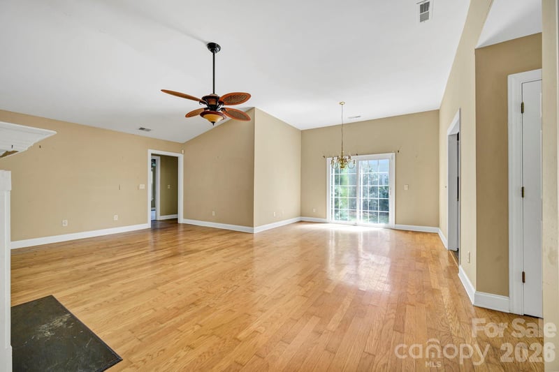 4979 Glen Cove Dr, Southport, NC 28461
