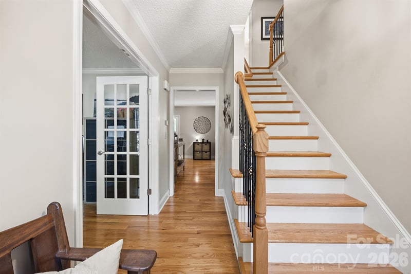 134 31st Avenue Ct, Hickory, NC 28601