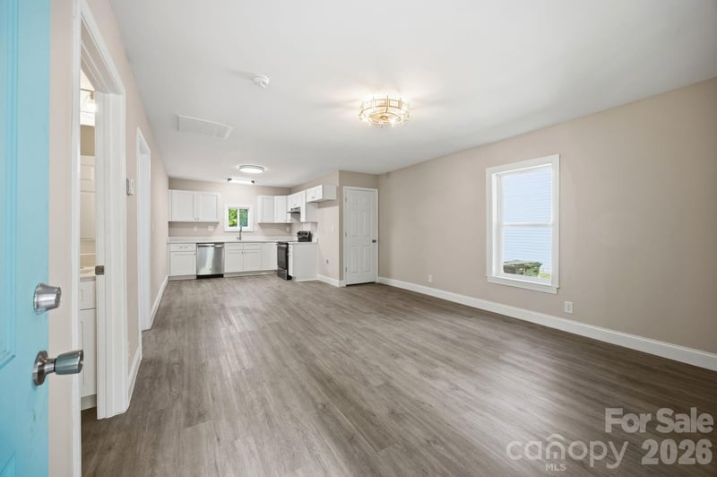 23 Flowe St, Concord, NC 28027