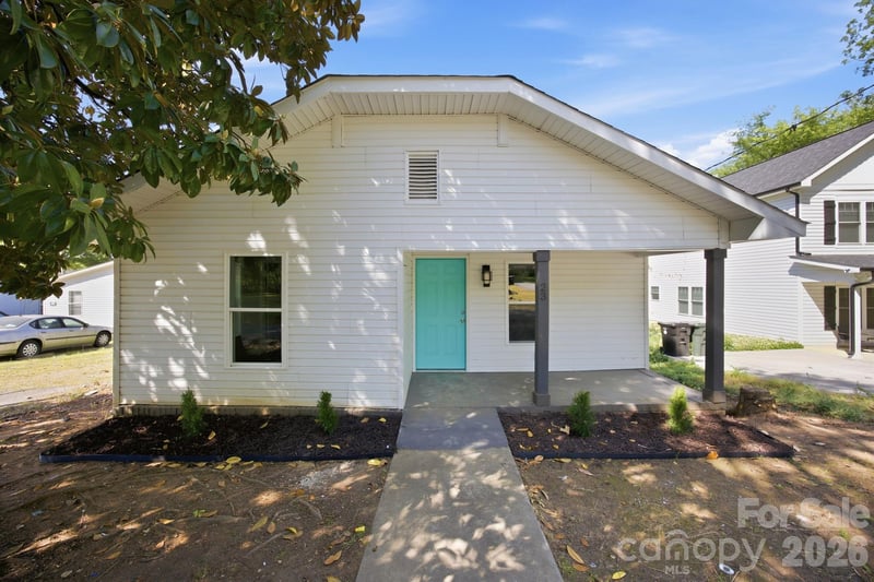 23 Flowe St, Concord, NC 28027