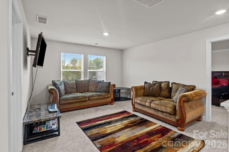 160 Shepherds Landing Dr, Mooresville, NC 28115