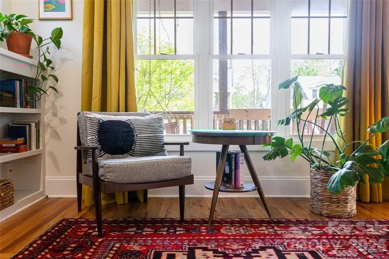 25 Lamar Ave, Asheville, NC 28803