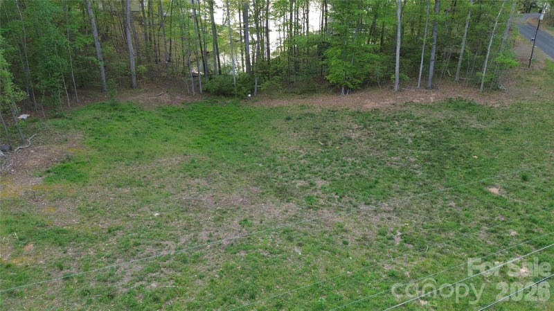 111 Waterway Dr, Lexington, NC 27292