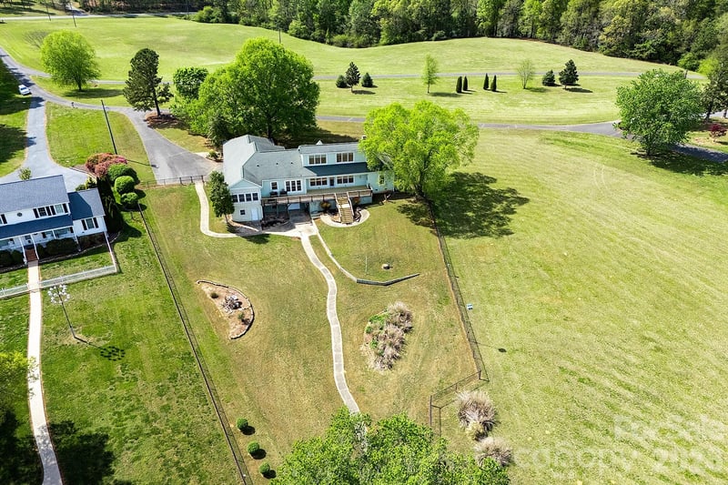 46356 Chase Point Dr, Norwood, NC 28128