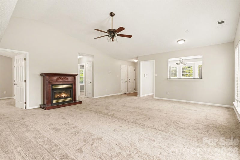 117 Tanninger Rd, Mount Holly, NC 28120