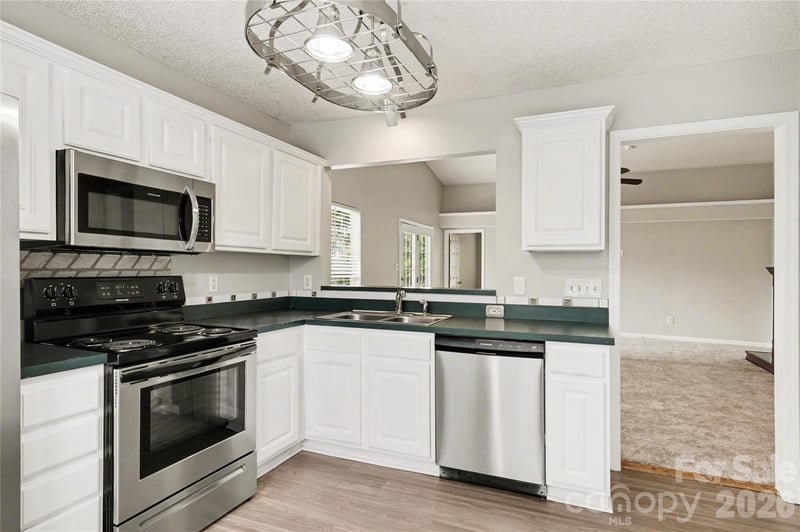117 Tanninger Rd, Mount Holly, NC 28120