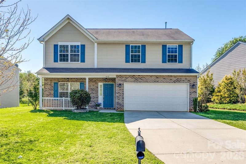 1612 Beleek Ridge Ln, Clover, SC 29710