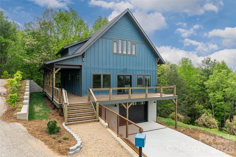 19 Ginger Spice Trl, Weaverville, NC 28787