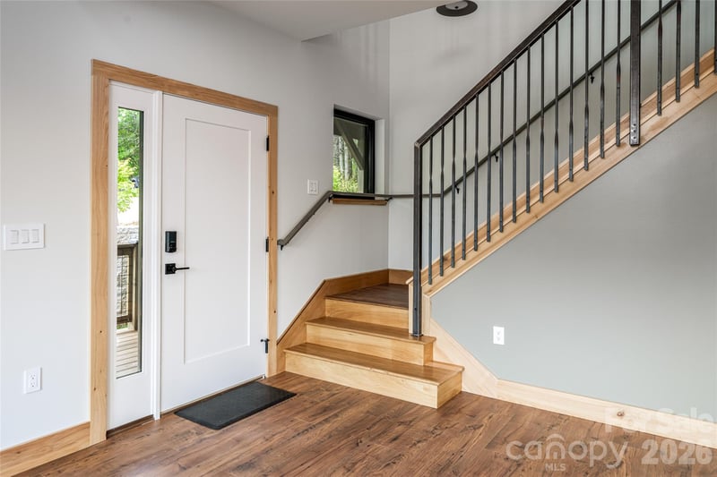 19 Ginger Spice Trl, Weaverville, NC 28787