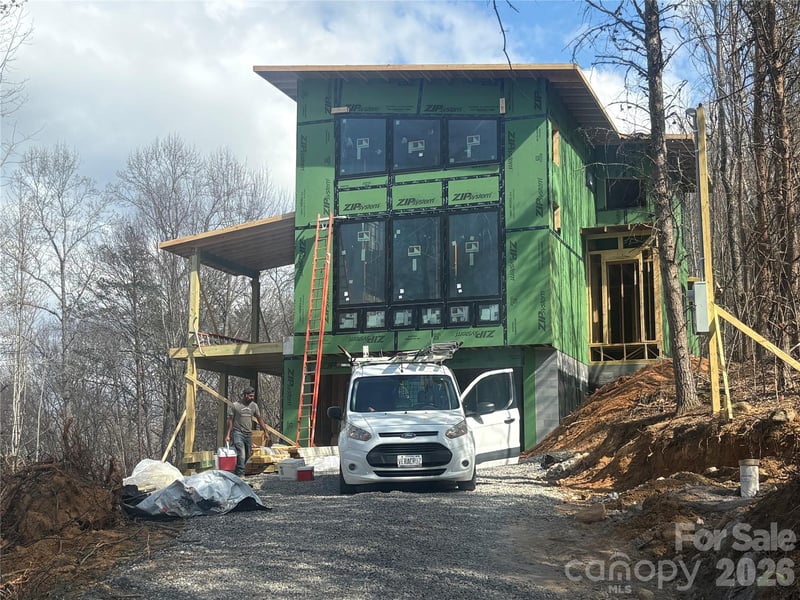 76 Busters Dr, Waynesville, NC 28786