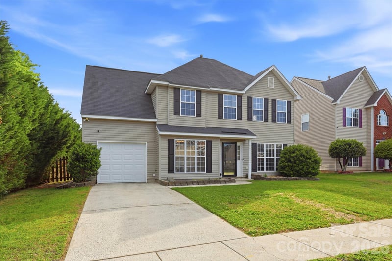 7130 Gallatin Ln, Charlotte, NC 28213
