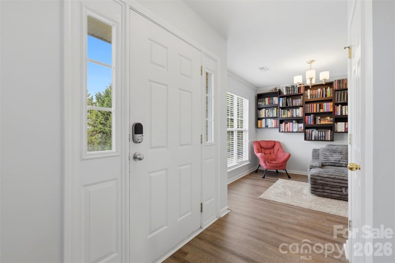 7130 Gallatin Ln, Charlotte, NC 28213