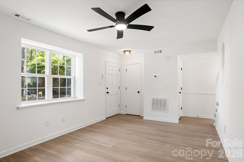 8517 Castle Pine Ct, Charlotte, NC 28226