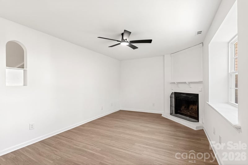 8517 Castle Pine Ct, Charlotte, NC 28226