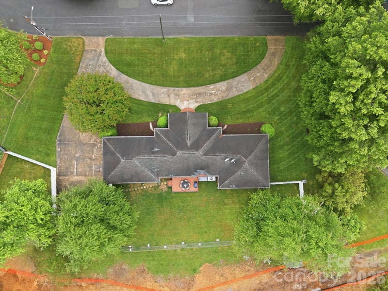 1215 Hillside Dr, Gastonia, NC 28052