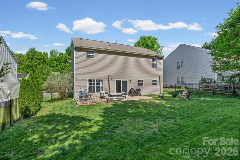 3253 Wicklow Ln, Clover, SC 29710