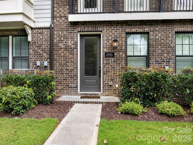 2555 Deacon Ave, Charlotte, NC 28204