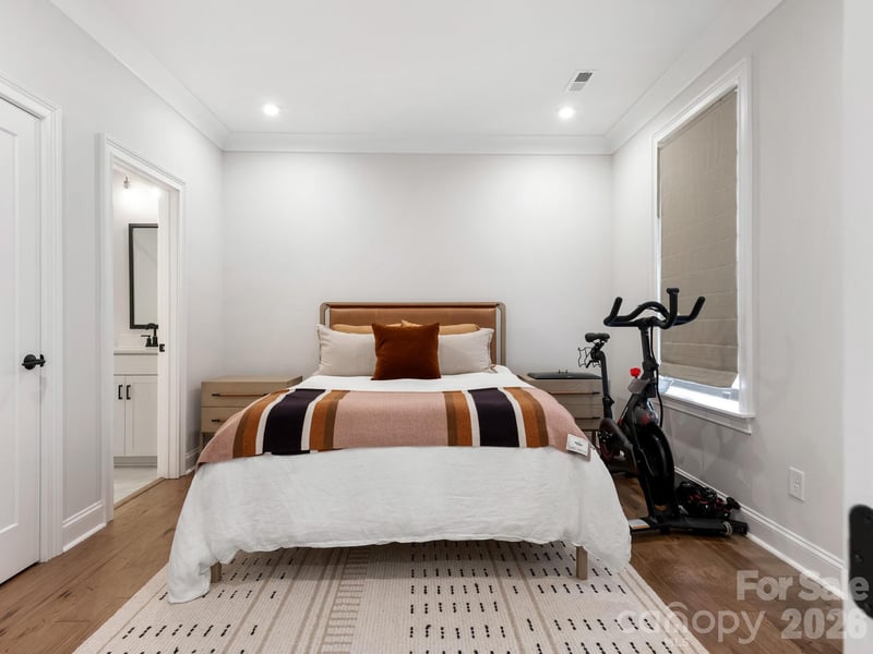 2555 Deacon Ave, Charlotte, NC 28204