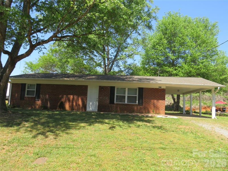 150 Greenfield Dr, Forest City, NC 28043