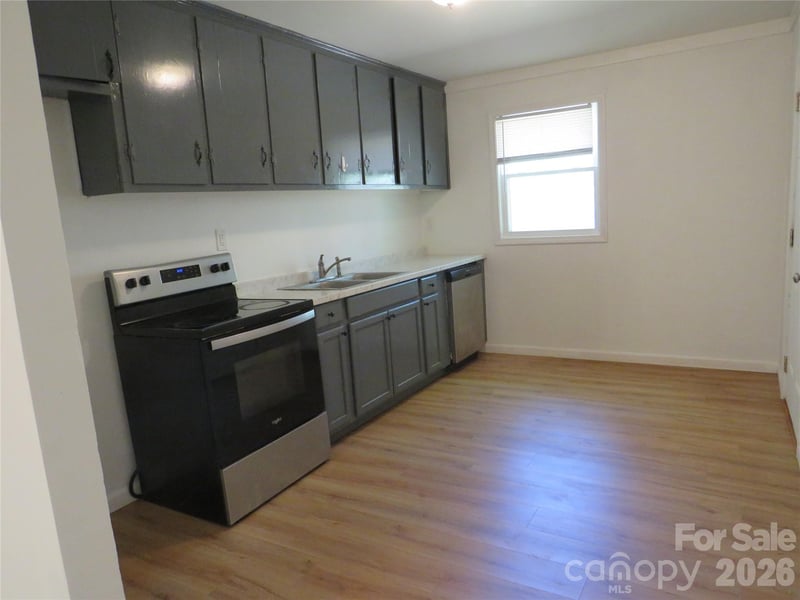 150 Greenfield Dr, Forest City, NC 28043
