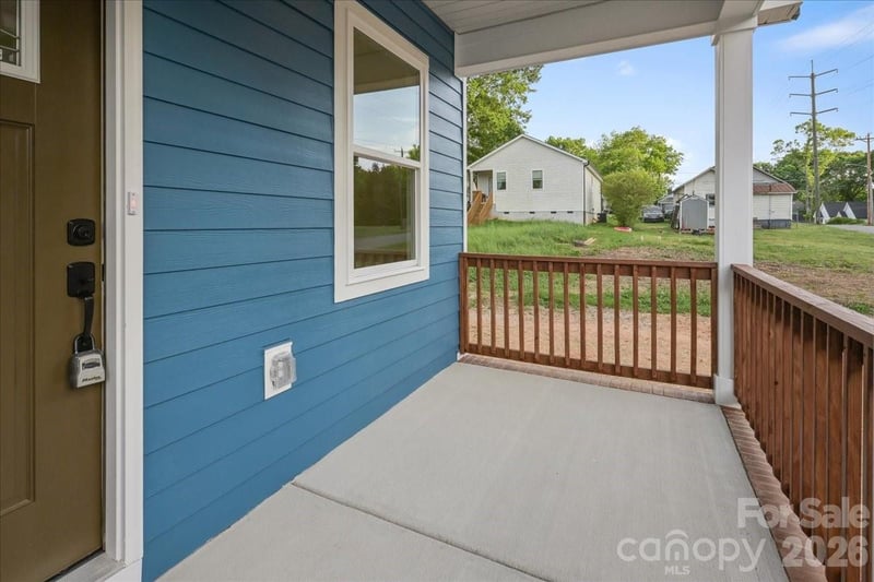 1221 7th St, Statesville, NC 28677