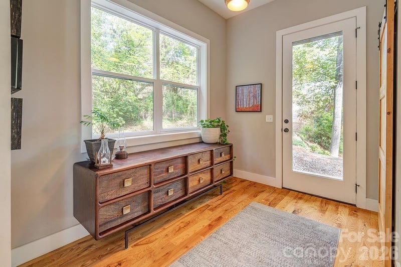 42 Salola St, Asheville, NC 28806