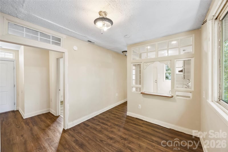 621 Pennsylvania Ave, Charlotte, NC 28216