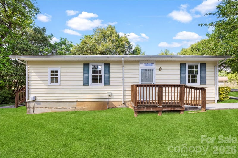 621 Pennsylvania Ave, Charlotte, NC 28216