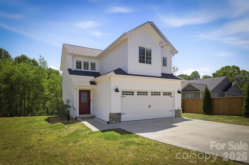126 Crump St, Connelly Springs, NC 28612