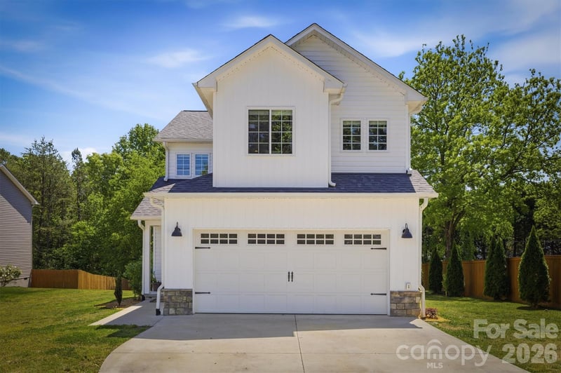 126 Crump St, Connelly Springs, NC 28612