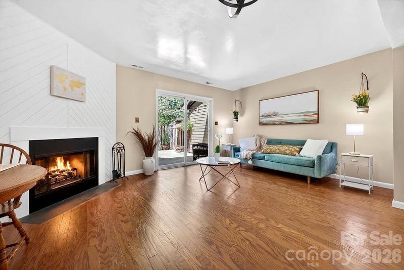 16 Spears Ave #9, Asheville, NC 28801