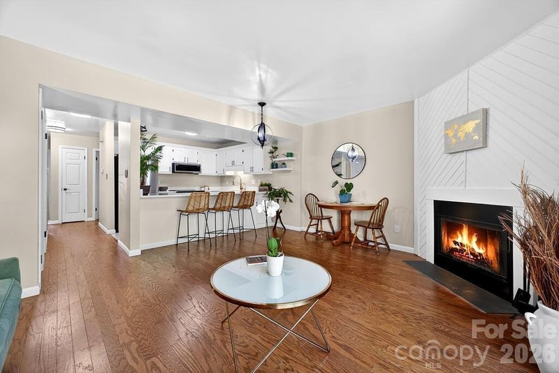 16 Spears Ave #9, Asheville, NC 28801