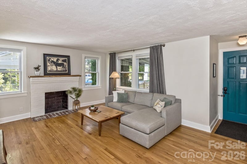 163 Arthur Rd, Asheville, NC 28806