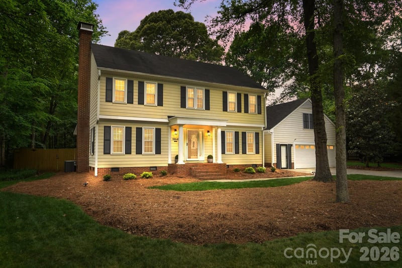 10646 Hall Dr, Charlotte, NC 28270