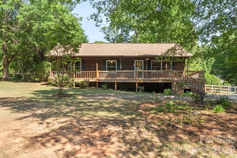 2008 Rock Springs Cir, Denver, NC 28037