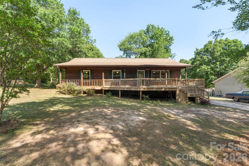 2008 Rock Springs Cir, Denver, NC 28037