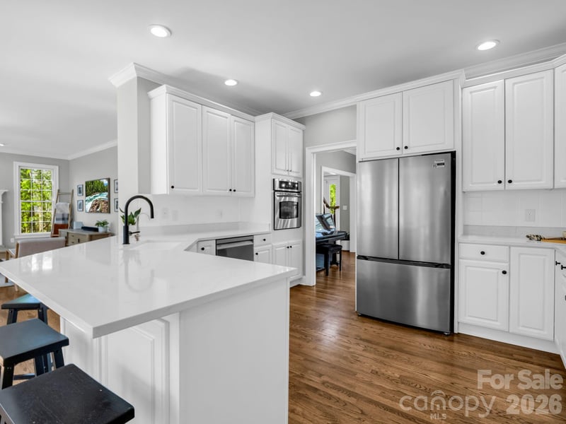 311 Red Fox Cir, Asheville, NC 28803