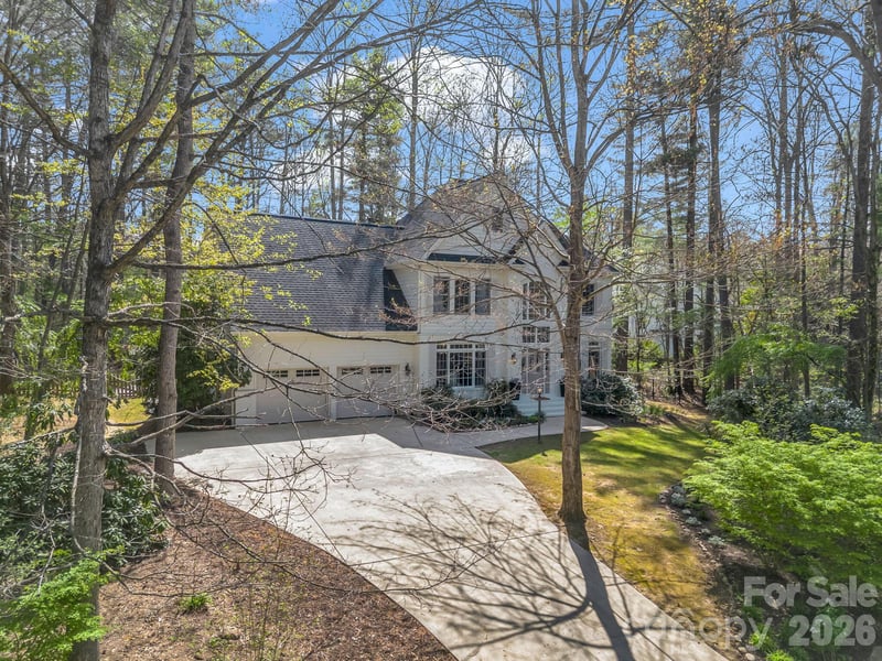 311 Red Fox Cir, Asheville, NC 28803