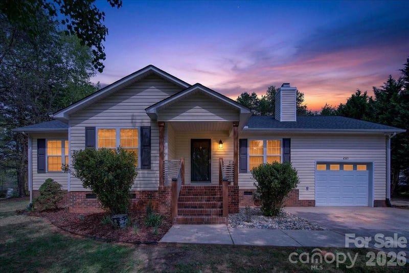 4563 Brave Ave, Maiden, NC 28650