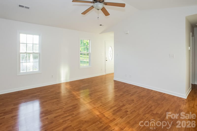 2011 Samantha Dr, Kannapolis, NC 28083