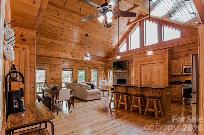 11 Sugar Maple Dr, Black Mountain, NC 28711