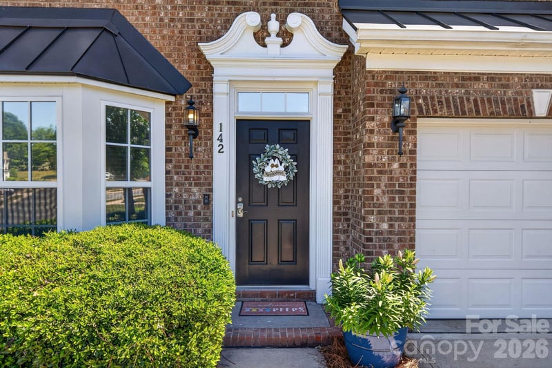 142 Autumn Falls Dr #18, Clover, SC 29710