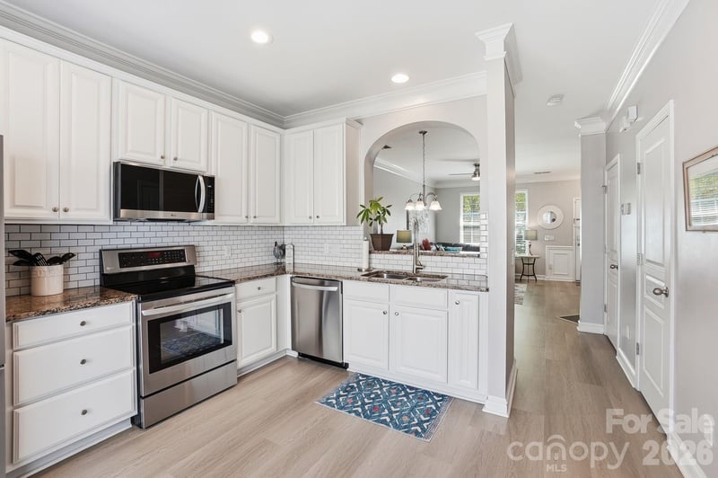 8512 Sunset Hill Rd, Waxhaw, NC 28173