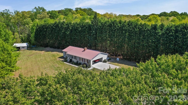 144 Pops Lake Rd, Statesville, NC 28625