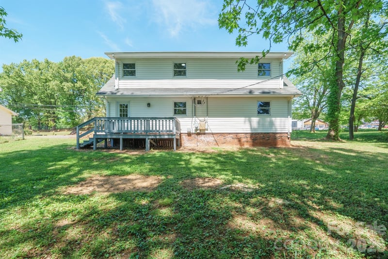 806 Laurel St, Lincolnton, NC 28092