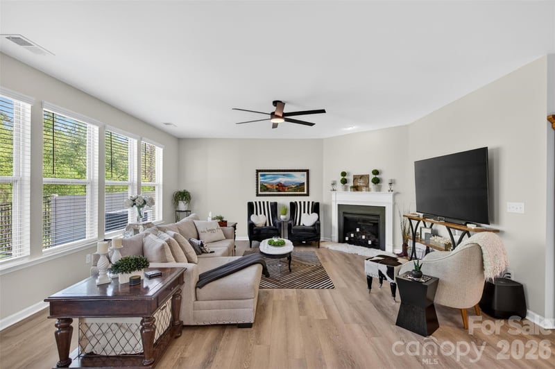 6038 Durango Way, Denver, NC 28037